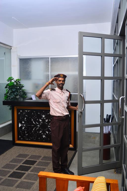 City Breeze By Amaranta Colombo Luaran gambar