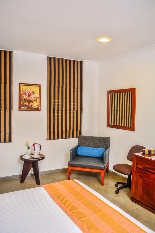 City Breeze By Amaranta Colombo Luaran gambar