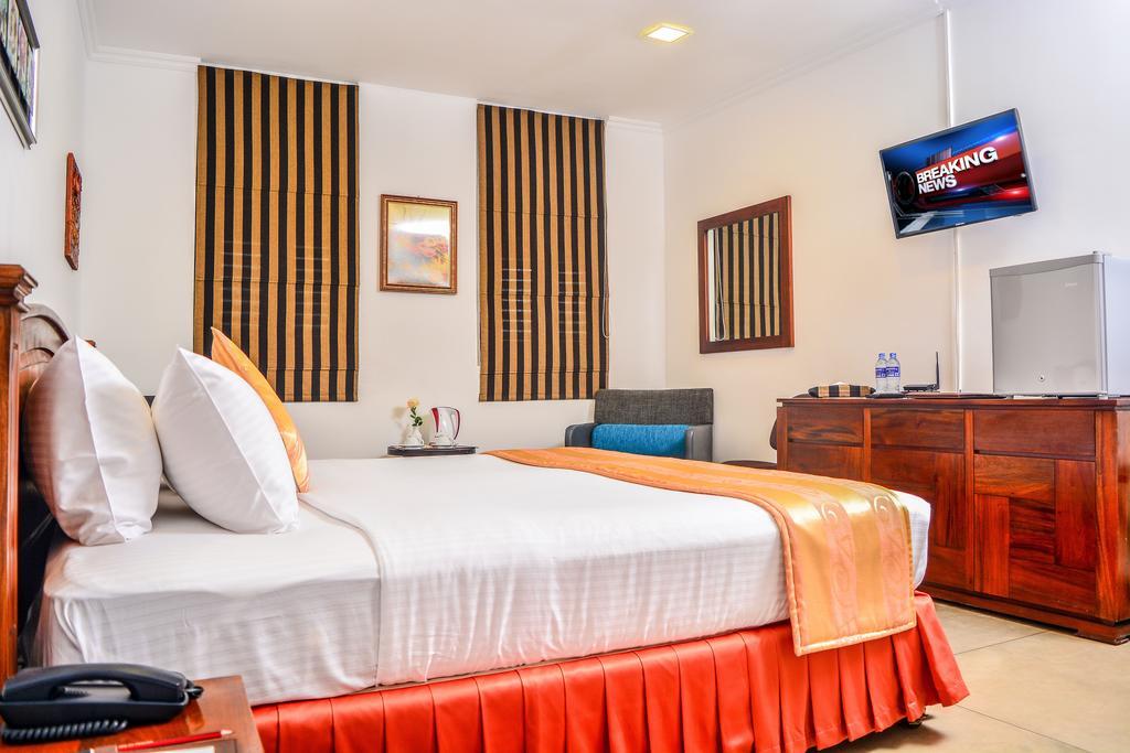 City Breeze By Amaranta Colombo Luaran gambar