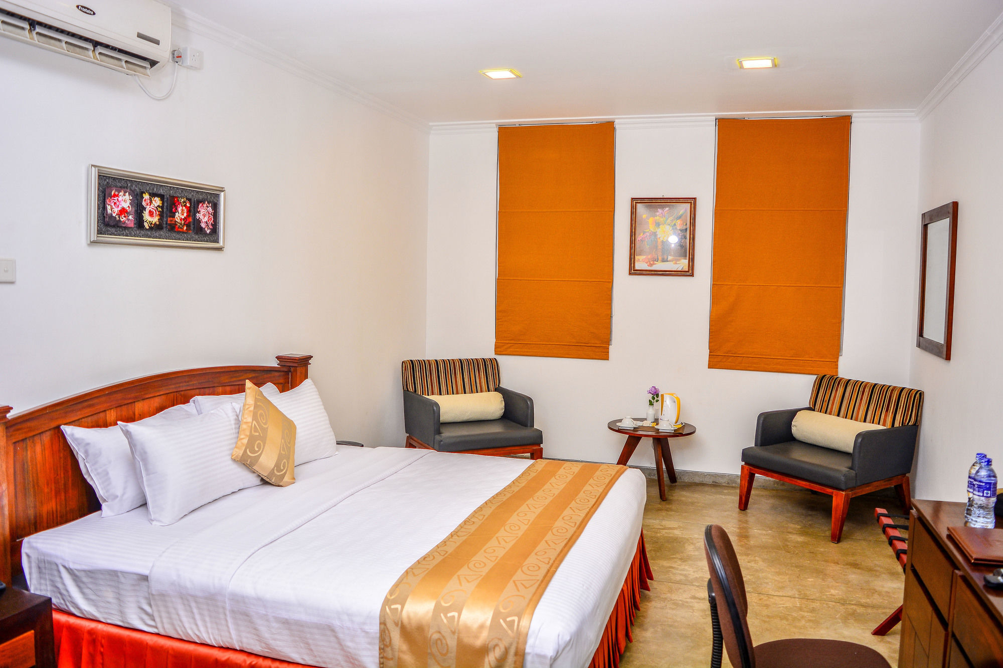 City Breeze By Amaranta Colombo Luaran gambar